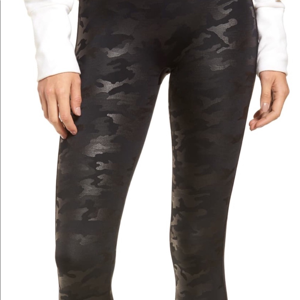 Camo spanx leggings ...black